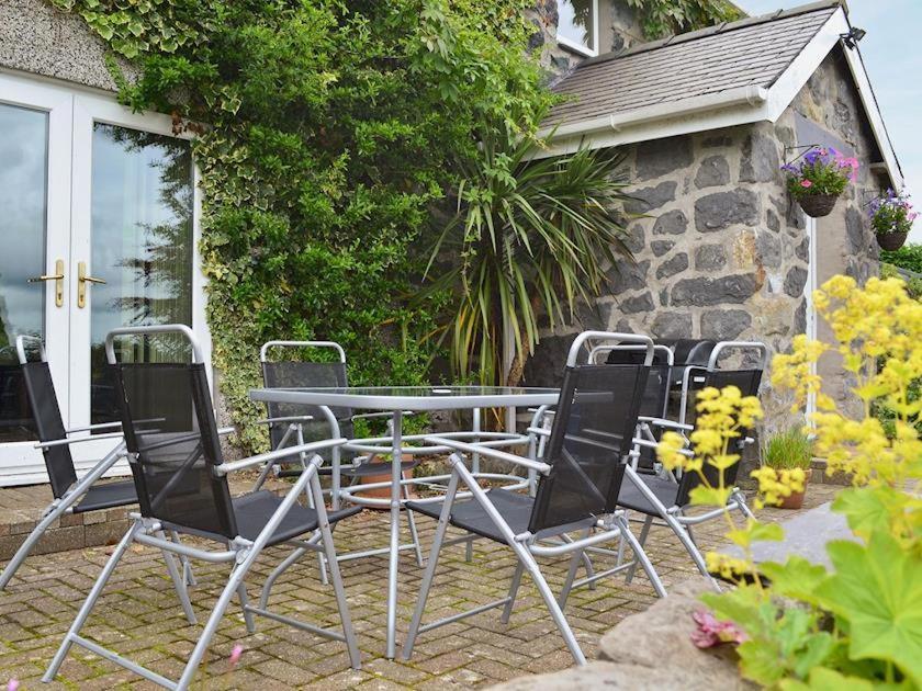 Carreg Y Garth Isaf - Hot Tub Nr Zip World Villa Bangor  Bagian luar foto